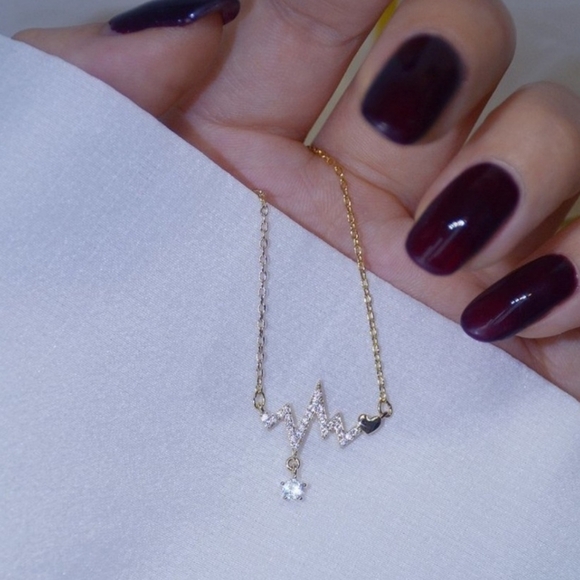 New 14K Gold Diamond 💎 Heartbeat Necklace - Picture 4 of 10